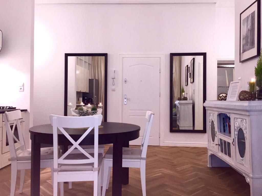 Апартаменты Exclusive Old Town Apartment by Renters Вроцлав